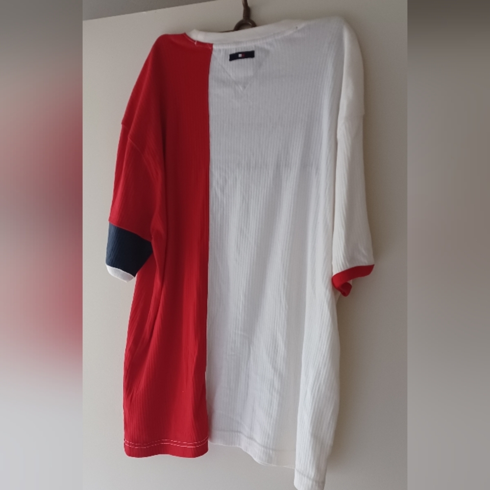 Vintage Tommy Jeans Colorblock T-Shirt - NWT - Picture 9 of 9